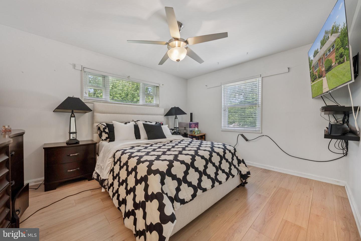 3702 HEATHER CT, ALEXANDRIA, Virginia 22310, 2 Bedrooms Bedrooms, ,2 BathroomsBathrooms,Residential,For sale,3702 HEATHER CT,VAFX2254948 MLS # VAFX2254948