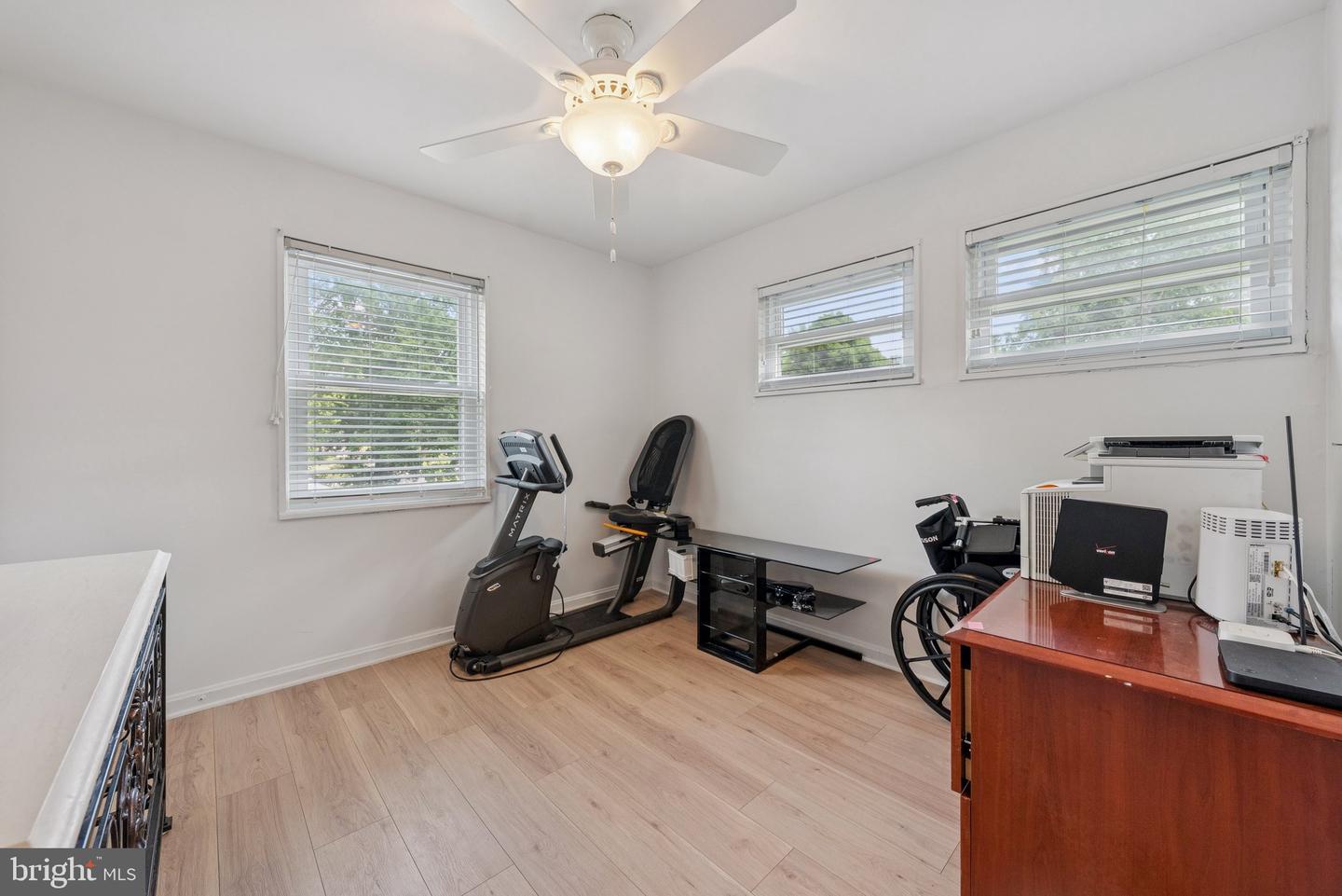 3702 HEATHER CT, ALEXANDRIA, Virginia 22310, 2 Bedrooms Bedrooms, ,2 BathroomsBathrooms,Residential,For sale,3702 HEATHER CT,VAFX2254948 MLS # VAFX2254948