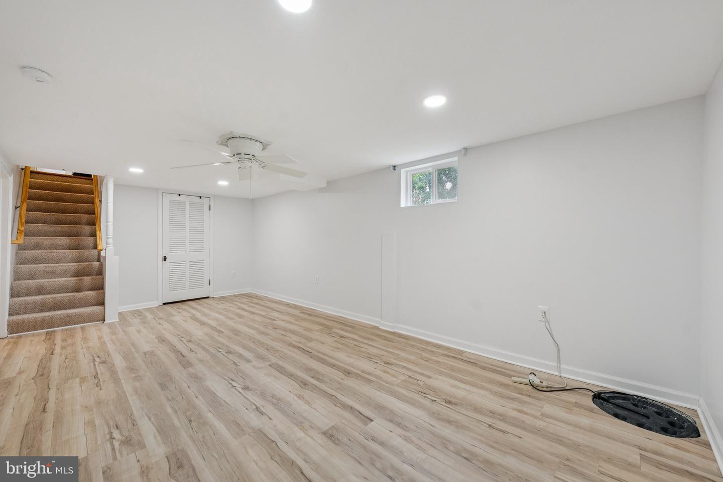 3702 HEATHER CT, ALEXANDRIA, Virginia 22310, 2 Bedrooms Bedrooms, ,2 BathroomsBathrooms,Residential,For sale,3702 HEATHER CT,VAFX2254948 MLS # VAFX2254948