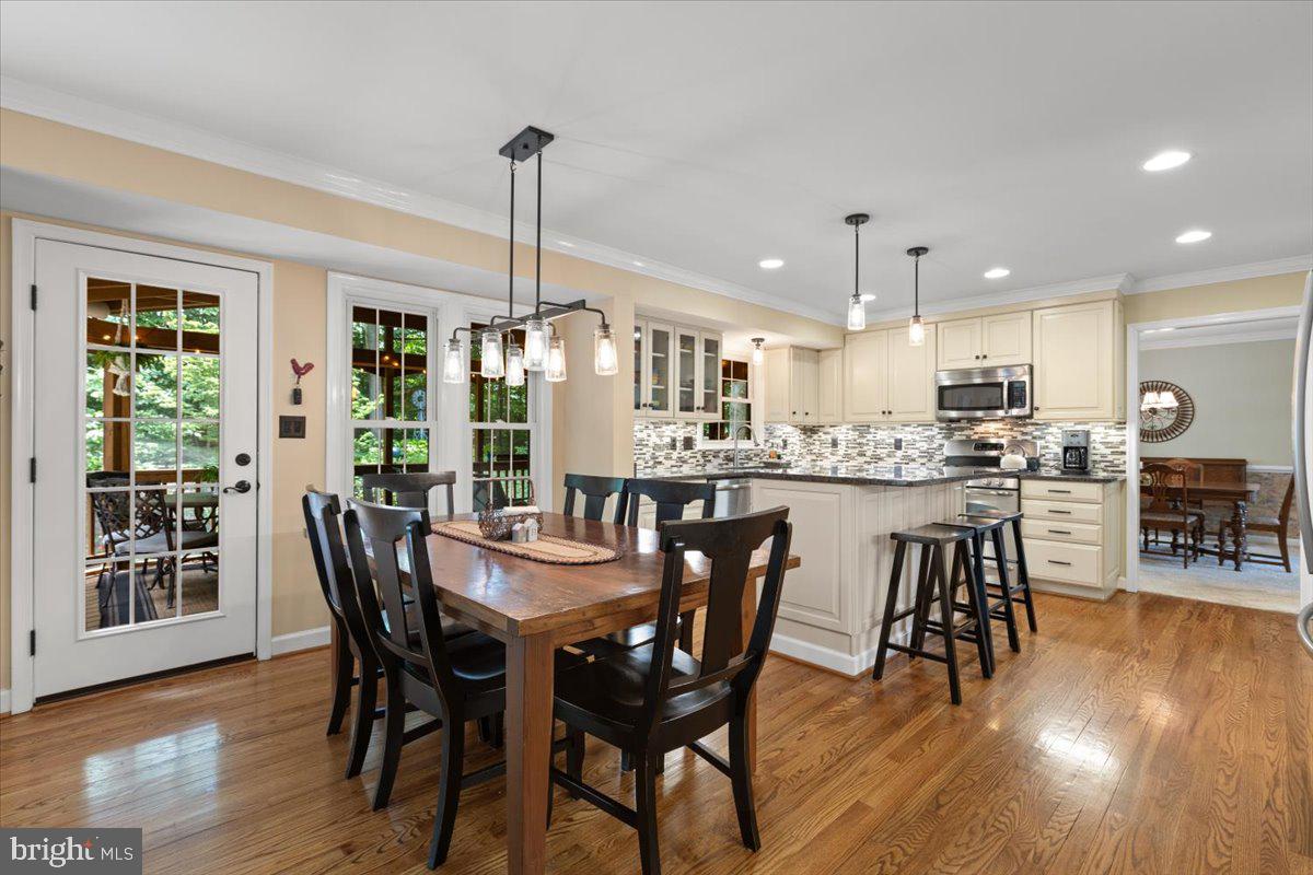 14109 ROAMER CT, CENTREVILLE, Virginia 20121, 5 Bedrooms Bedrooms, ,2 BathroomsBathrooms,Residential,For sale,14109 ROAMER CT,VAFX2255006 MLS # VAFX2255006