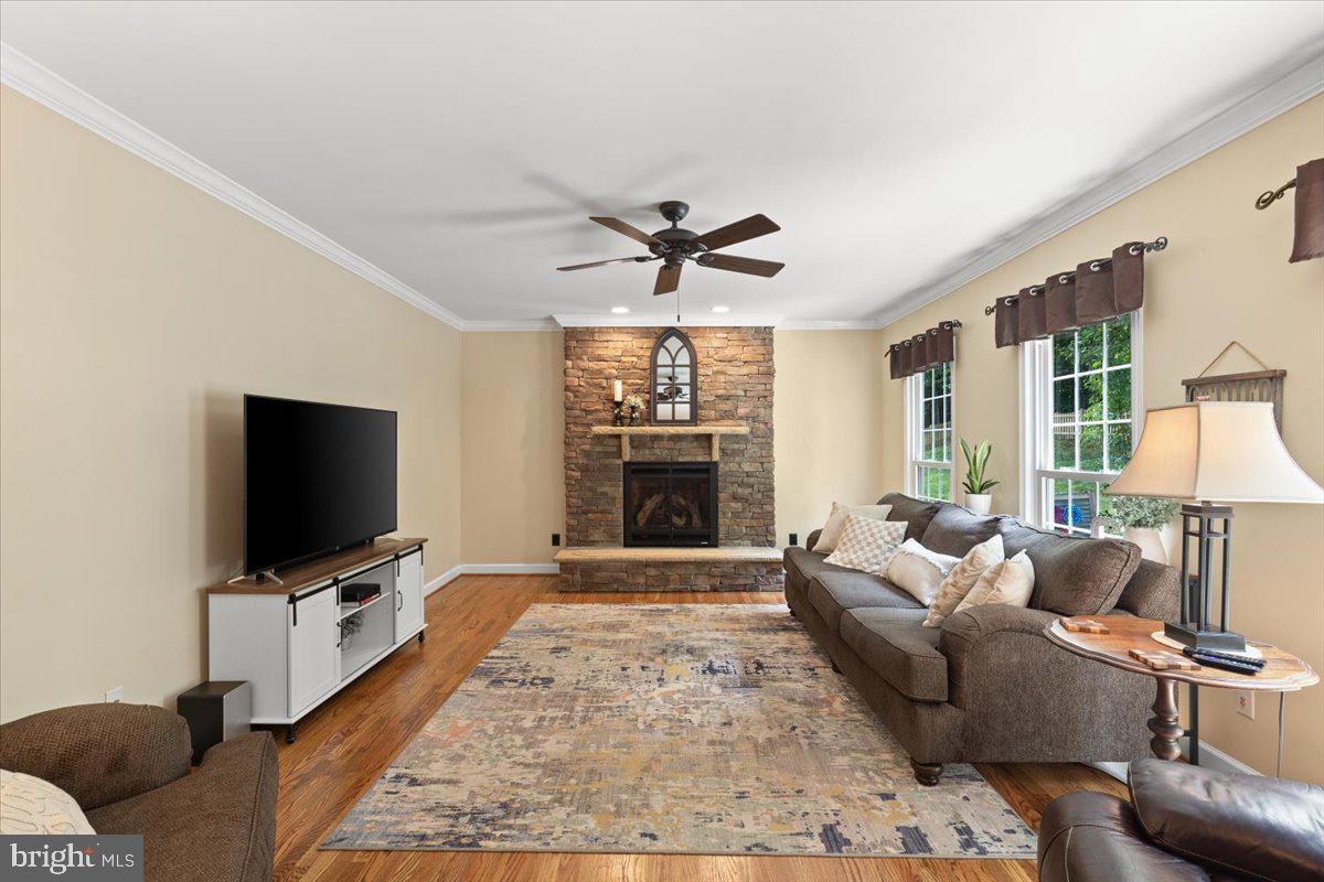 14109 ROAMER CT, CENTREVILLE, Virginia 20121, 5 Bedrooms Bedrooms, ,2 BathroomsBathrooms,Residential,For sale,14109 ROAMER CT,VAFX2255006 MLS # VAFX2255006