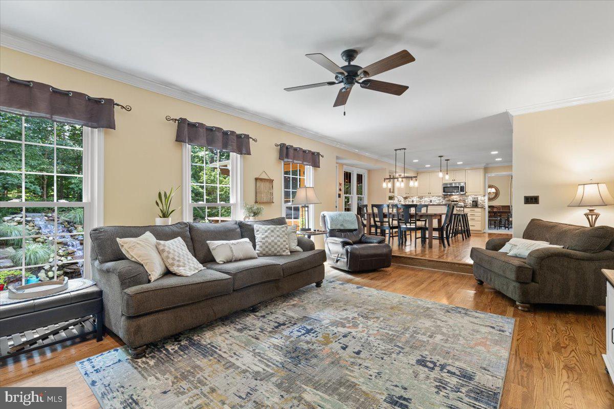 14109 ROAMER CT, CENTREVILLE, Virginia 20121, 5 Bedrooms Bedrooms, ,2 BathroomsBathrooms,Residential,For sale,14109 ROAMER CT,VAFX2255006 MLS # VAFX2255006