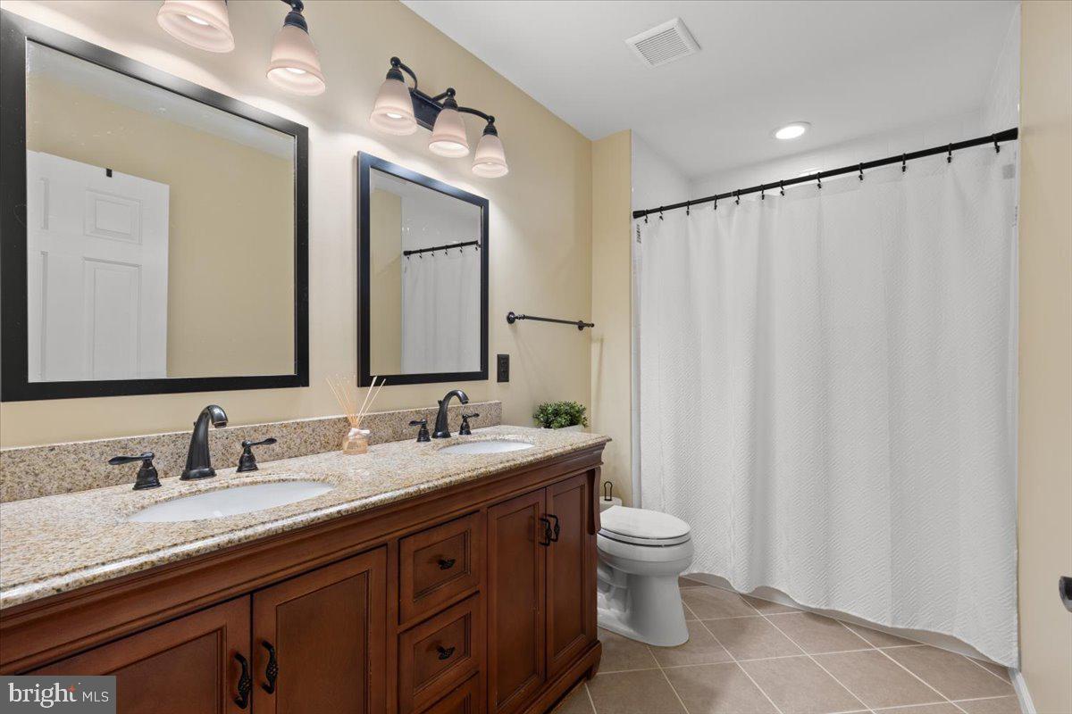 14109 ROAMER CT, CENTREVILLE, Virginia 20121, 5 Bedrooms Bedrooms, ,2 BathroomsBathrooms,Residential,For sale,14109 ROAMER CT,VAFX2255006 MLS # VAFX2255006
