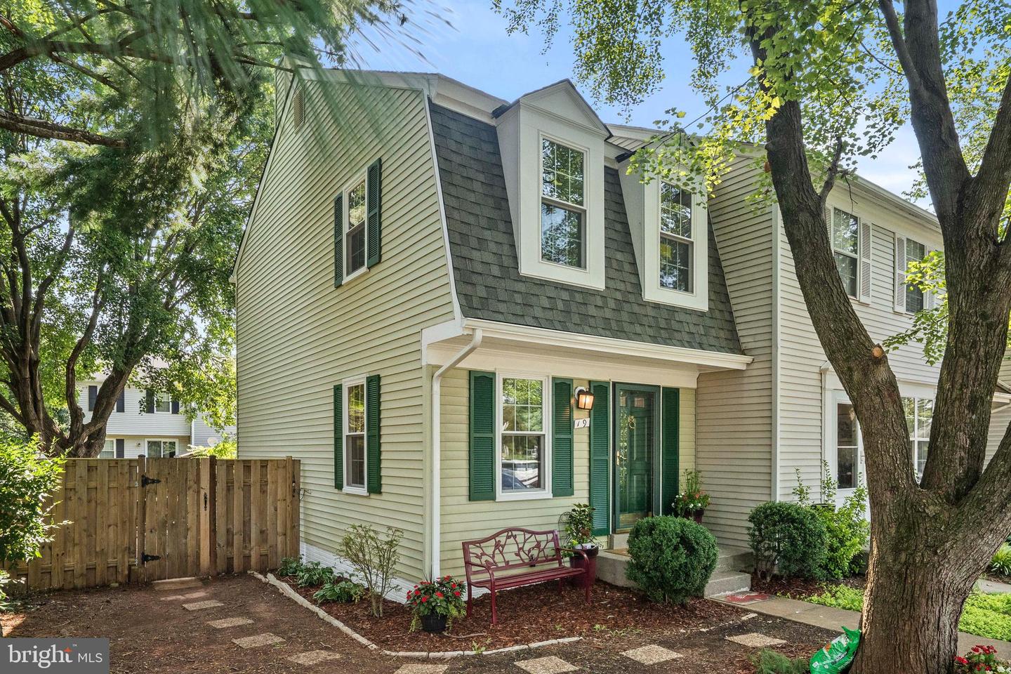 19 DULANY CT, STERLING, Virginia 20165, 2 Bedrooms Bedrooms, ,2 BathroomsBathrooms,Residential,For sale,19 DULANY CT,VALO2101894 MLS # VALO2101894