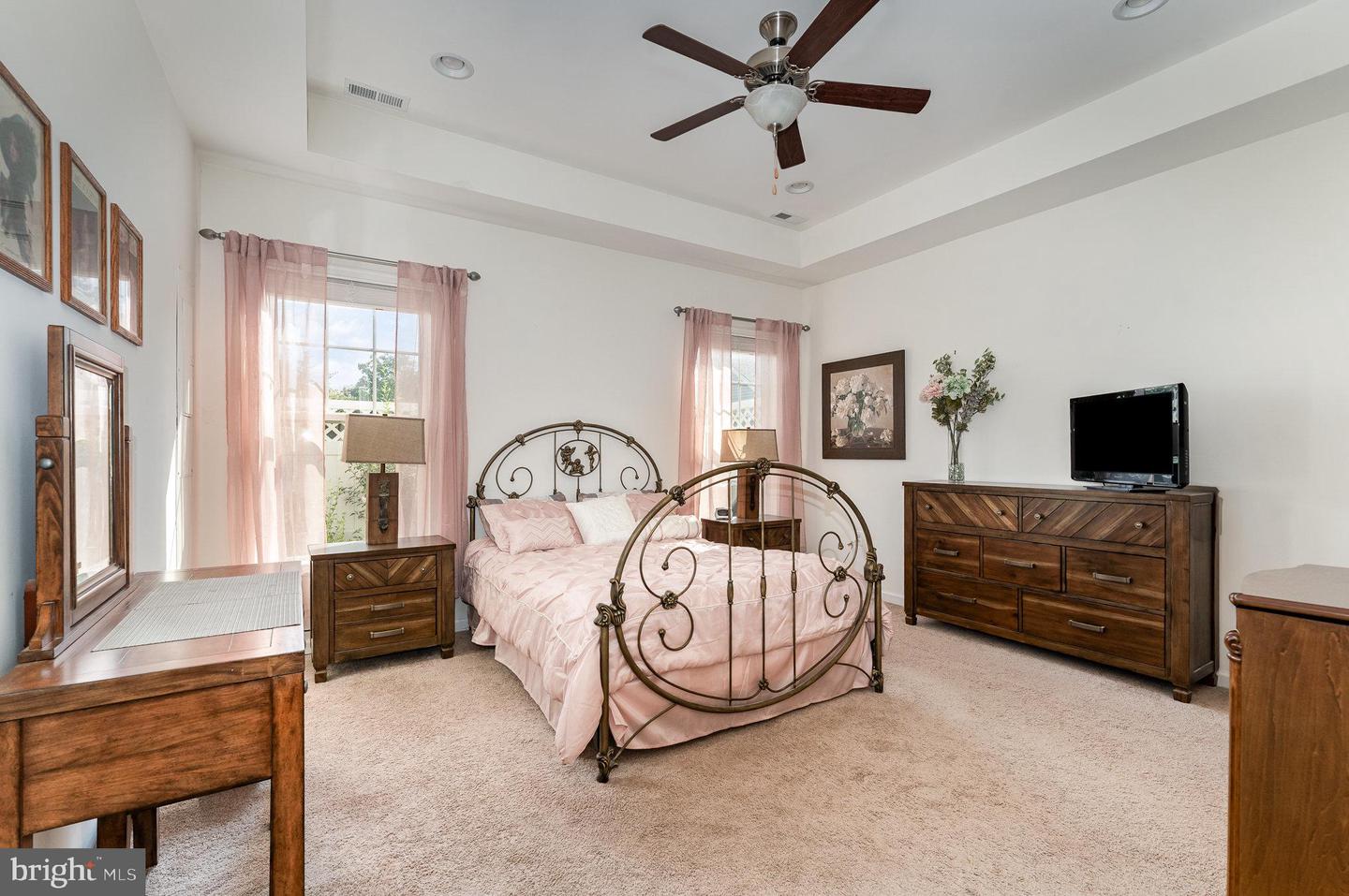 6406 BOXWELL DR, FREDERICKSBURG, Virginia 22407, 2 Bedrooms Bedrooms, ,2 BathroomsBathrooms,Residential,For sale,6406 BOXWELL DR,VASP2034654 MLS # VASP2034654