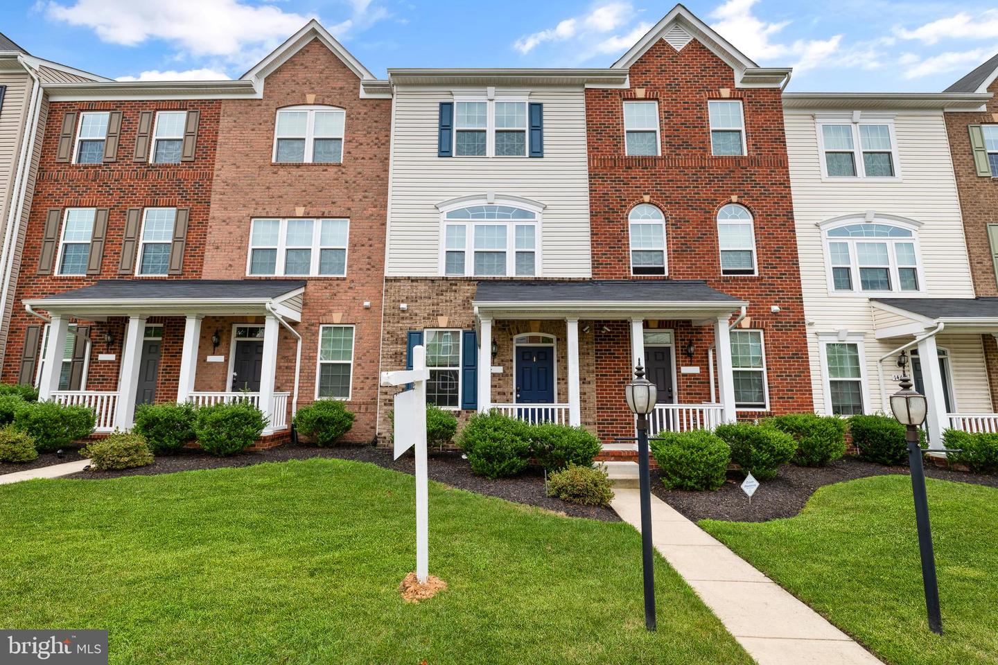 14611 FEATHERSTONE GATE DR, WOODBRIDGE, Virginia 22191, 3 Bedrooms Bedrooms, ,3 BathroomsBathrooms,Residential,For sale,14611 FEATHERSTONE GATE DR,VAPW2099124 MLS # VAPW2099124