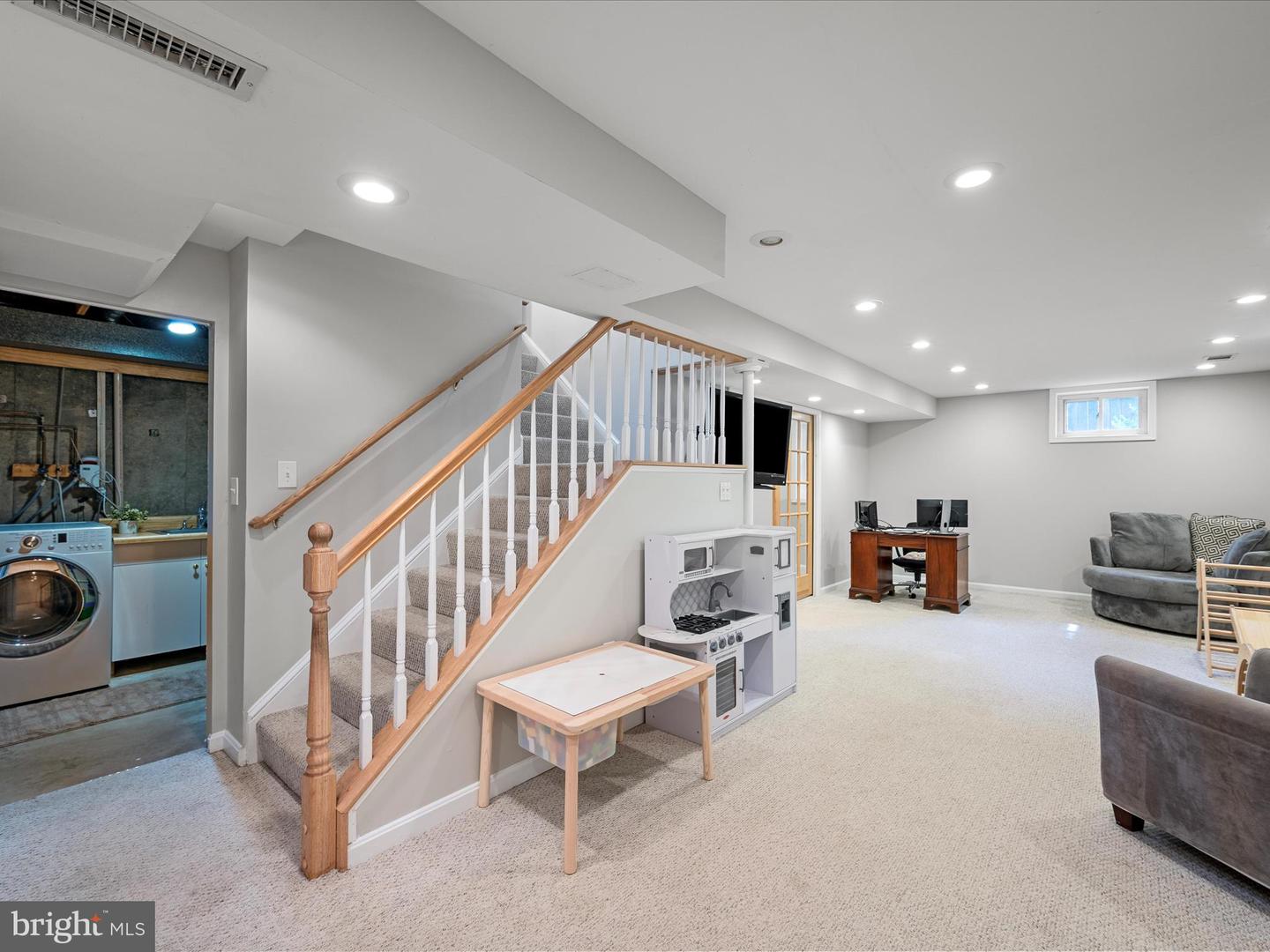 1420 BAYSHIRE LN, HERNDON, Virginia 20170, 4 Bedrooms Bedrooms, ,2 BathroomsBathrooms,Residential,For sale,1420 BAYSHIRE LN,VAFX2255300 MLS # VAFX2255300