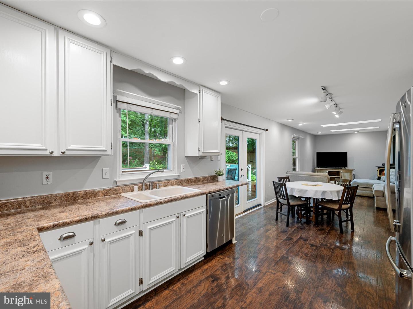 1420 BAYSHIRE LN, HERNDON, Virginia 20170, 4 Bedrooms Bedrooms, ,2 BathroomsBathrooms,Residential,For sale,1420 BAYSHIRE LN,VAFX2255300 MLS # VAFX2255300