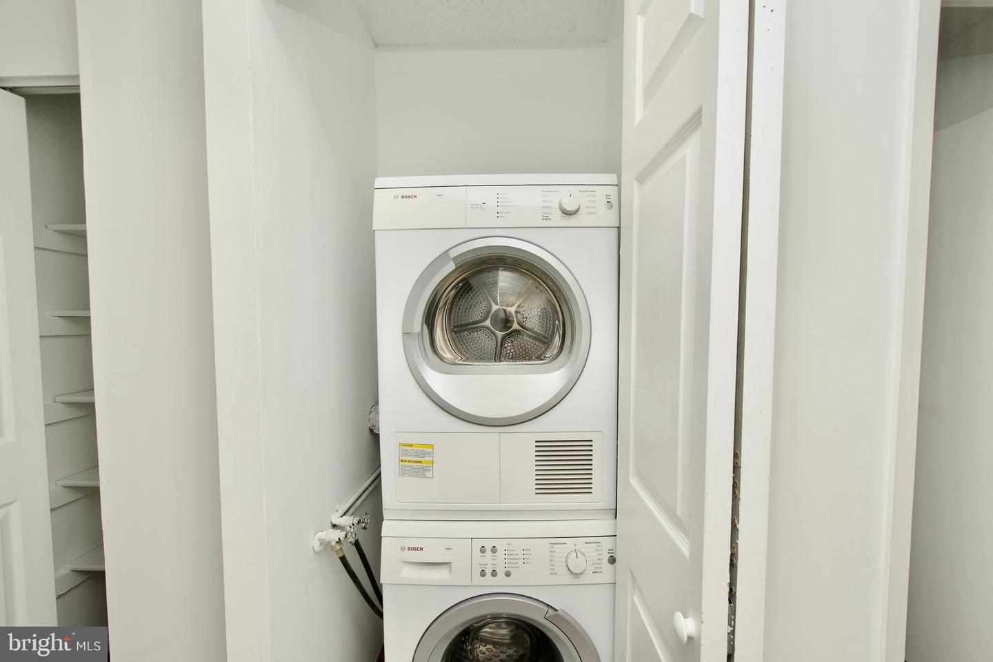 200 N PICKETT ST N #1513, ALEXANDRIA, Virginia 22304, 2 Bedrooms Bedrooms, ,2 BathroomsBathrooms,Residential,For sale,200 N PICKETT ST N #1513,VAAX2047468 MLS # VAAX2047468