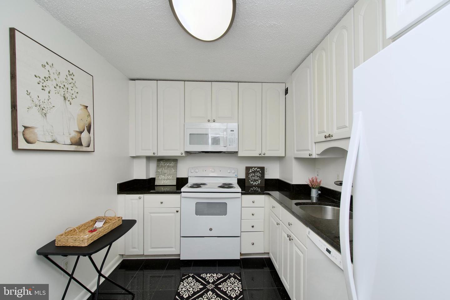 200 N PICKETT ST N #1513, ALEXANDRIA, Virginia 22304, 2 Bedrooms Bedrooms, ,2 BathroomsBathrooms,Residential,For sale,200 N PICKETT ST N #1513,VAAX2047468 MLS # VAAX2047468