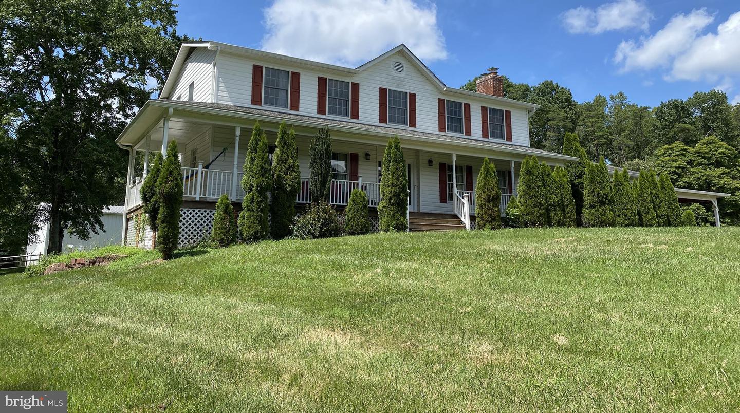 531 KELLOGG MILL RD, FREDERICKSBURG, Virginia 22406, 6 Bedrooms Bedrooms, ,4 BathroomsBathrooms,Residential,For sale,531 KELLOGG MILL RD,VAST2040812 MLS # VAST2040812