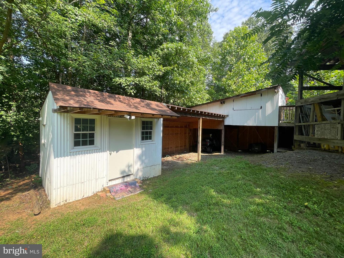 531 KELLOGG MILL RD, FREDERICKSBURG, Virginia 22406, 6 Bedrooms Bedrooms, ,4 BathroomsBathrooms,Residential,For sale,531 KELLOGG MILL RD,VAST2040812 MLS # VAST2040812