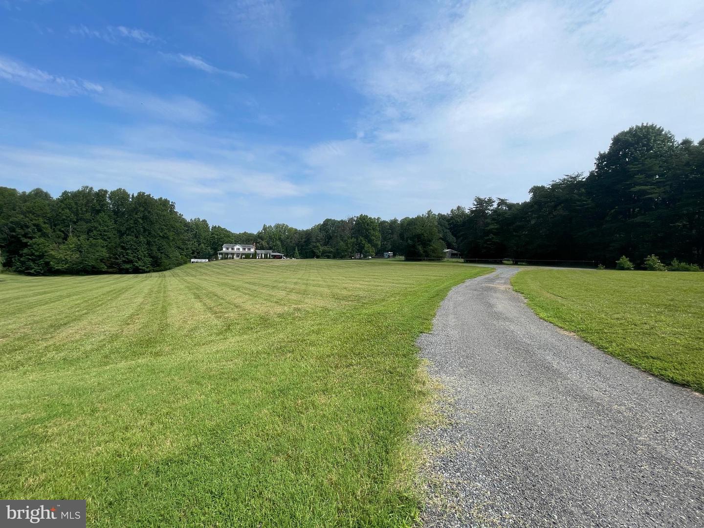 531 KELLOGG MILL RD, FREDERICKSBURG, Virginia 22406, 6 Bedrooms Bedrooms, ,4 BathroomsBathrooms,Residential,For sale,531 KELLOGG MILL RD,VAST2040812 MLS # VAST2040812