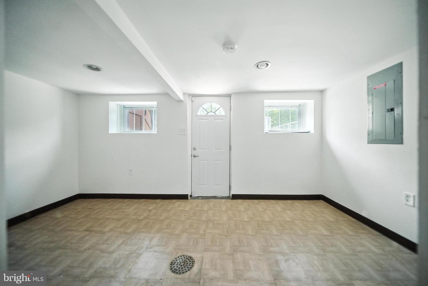 4914 9TH ST NW, WASHINGTON, District Of Columbia 20011, 3 Bedrooms Bedrooms, ,3 BathroomsBathrooms,Residential,For sale,4914 9TH ST NW,DCDC2210354 MLS # DCDC2210354
