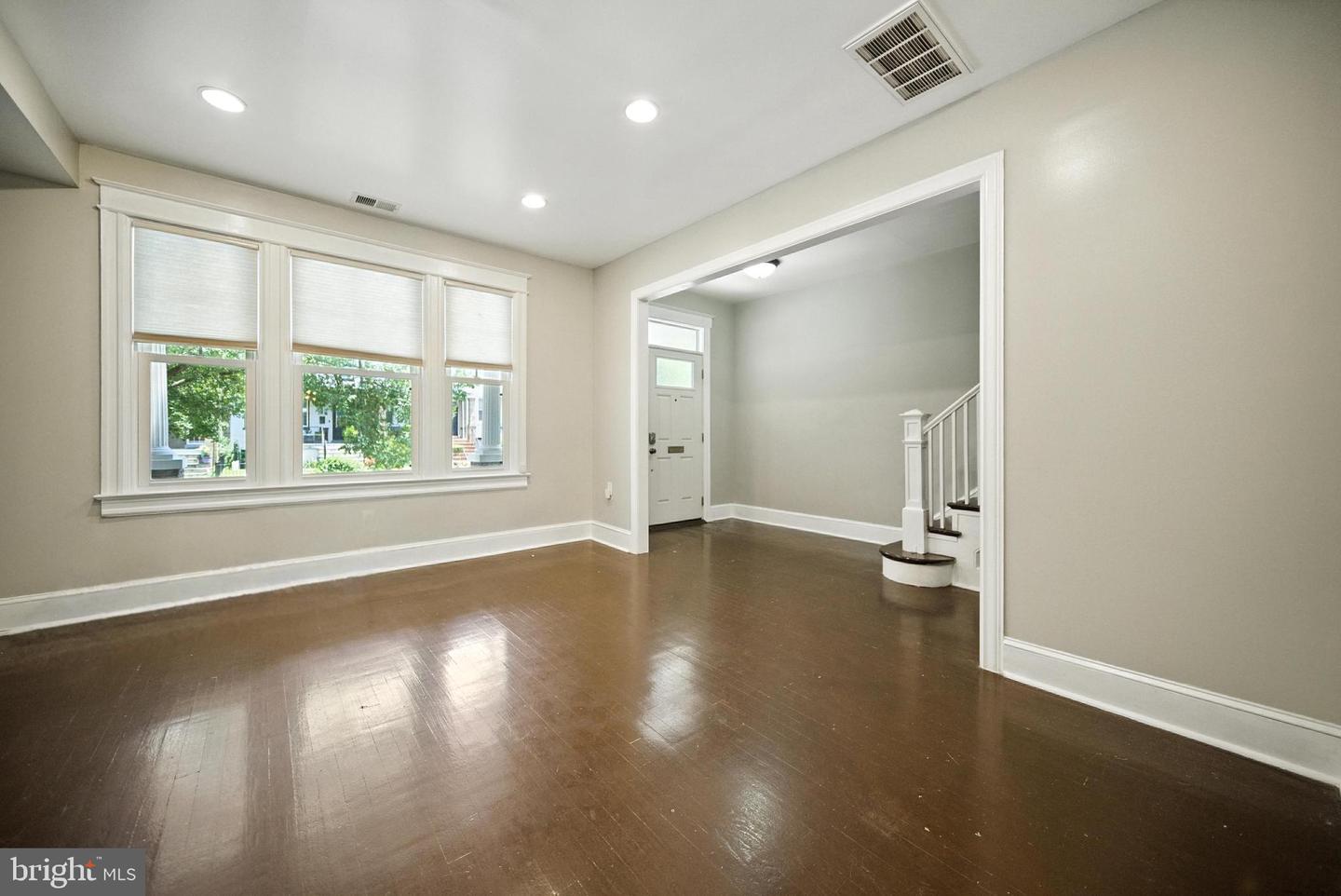 4914 9TH ST NW, WASHINGTON, District Of Columbia 20011, 3 Bedrooms Bedrooms, ,3 BathroomsBathrooms,Residential,For sale,4914 9TH ST NW,DCDC2210354 MLS # DCDC2210354