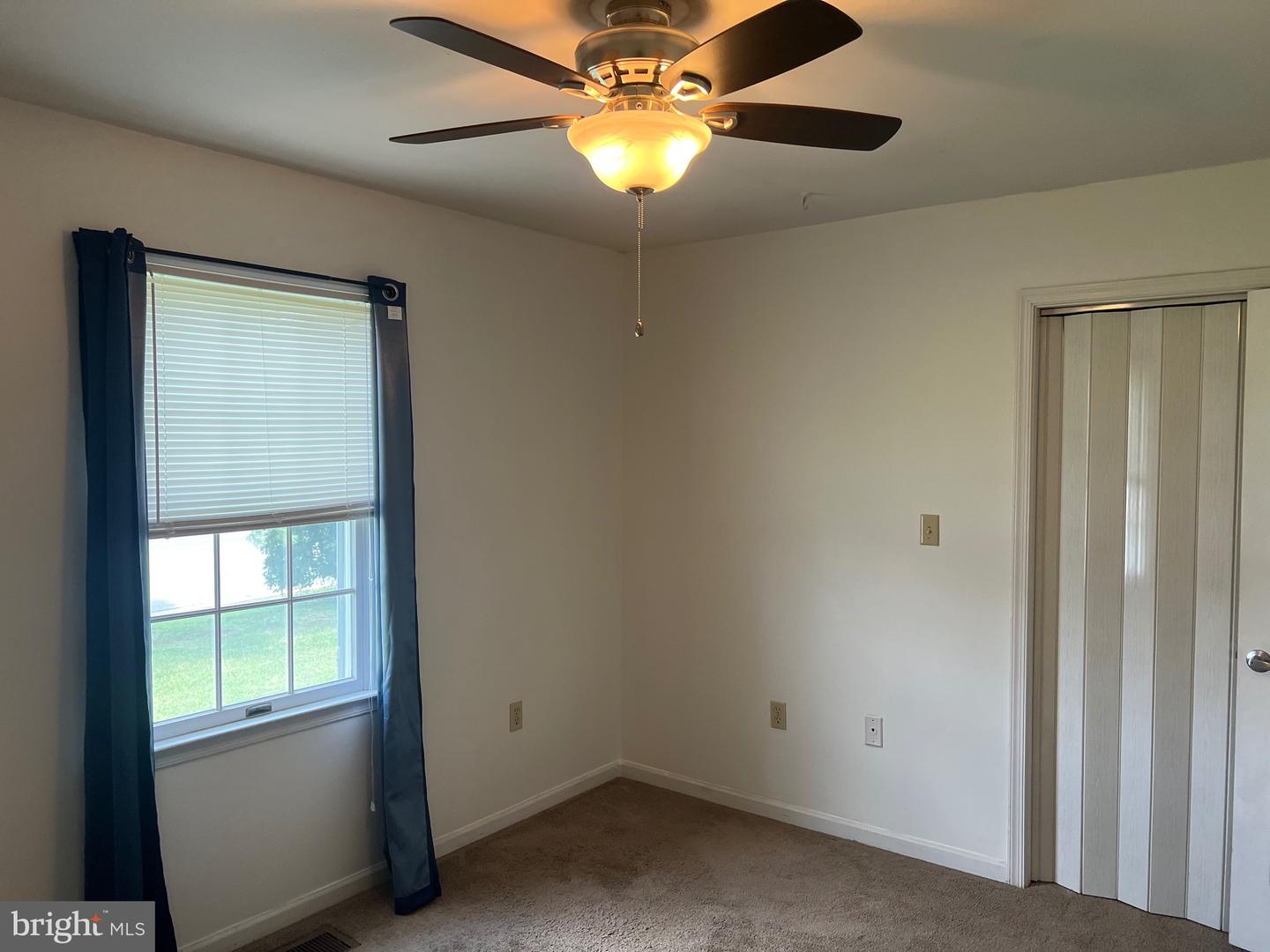 411 BOYD ST, WOODSTOCK, Virginia 22664, 3 Bedrooms Bedrooms, ,2 BathroomsBathrooms,Residential,For sale,411 BOYD ST,VASH2011984 MLS # VASH2011984