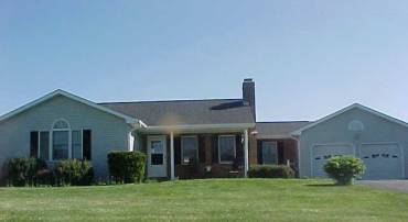 411 BOYD ST, WOODSTOCK, Virginia 22664, 3 Bedrooms Bedrooms, ,2 BathroomsBathrooms,Residential,For sale,411 BOYD ST,VASH2011984 MLS # VASH2011984