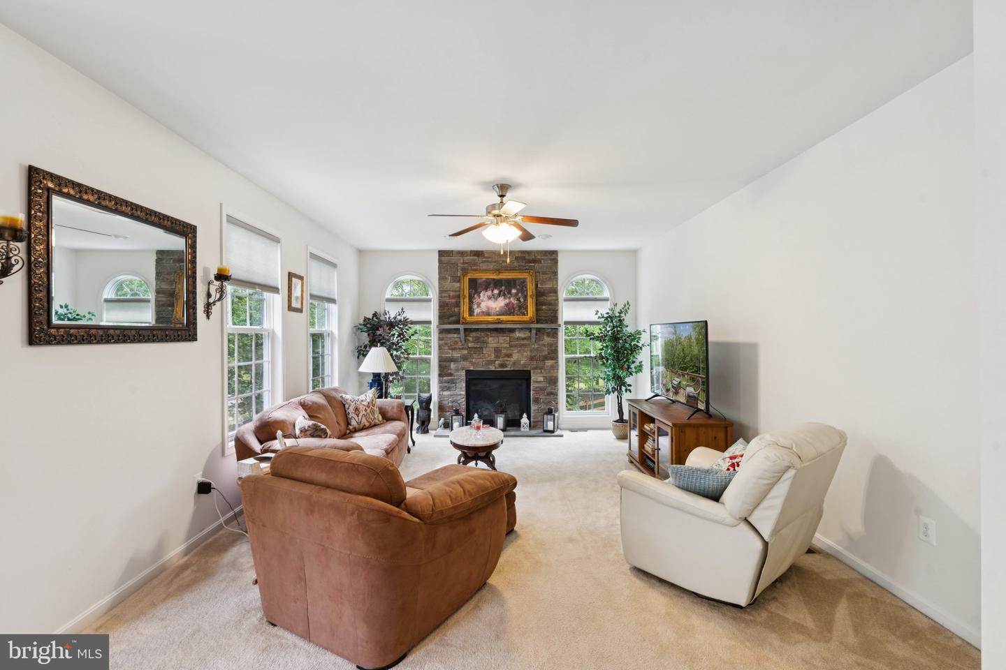 34 SERENE HILLS DR, FREDERICKSBURG, Virginia 22406, 4 Bedrooms Bedrooms, ,3 BathroomsBathrooms,Residential,For sale,34 SERENE HILLS DR,VAST2040842 MLS # VAST2040842