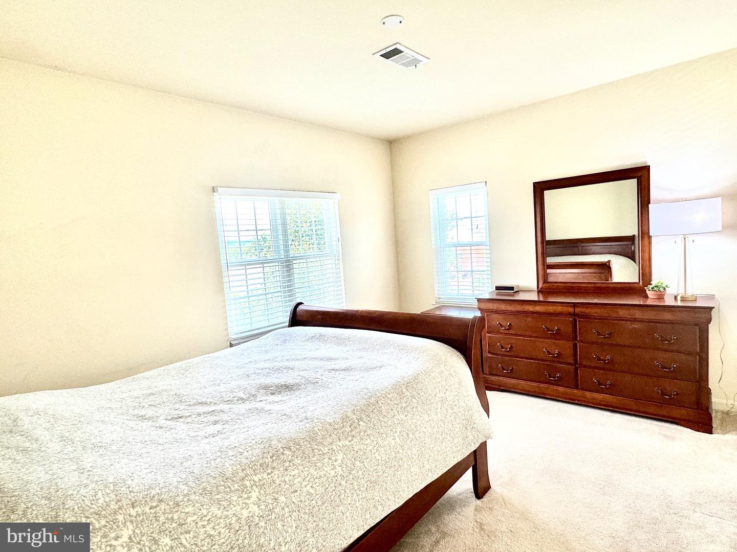 665 CONSTELLATION SQ SE #E, LEESBURG, Virginia 20175, 2 Bedrooms Bedrooms, ,1 BathroomBathrooms,Residential,For sale,665 CONSTELLATION SQ SE #E,VALO2102554 MLS # VALO2102554