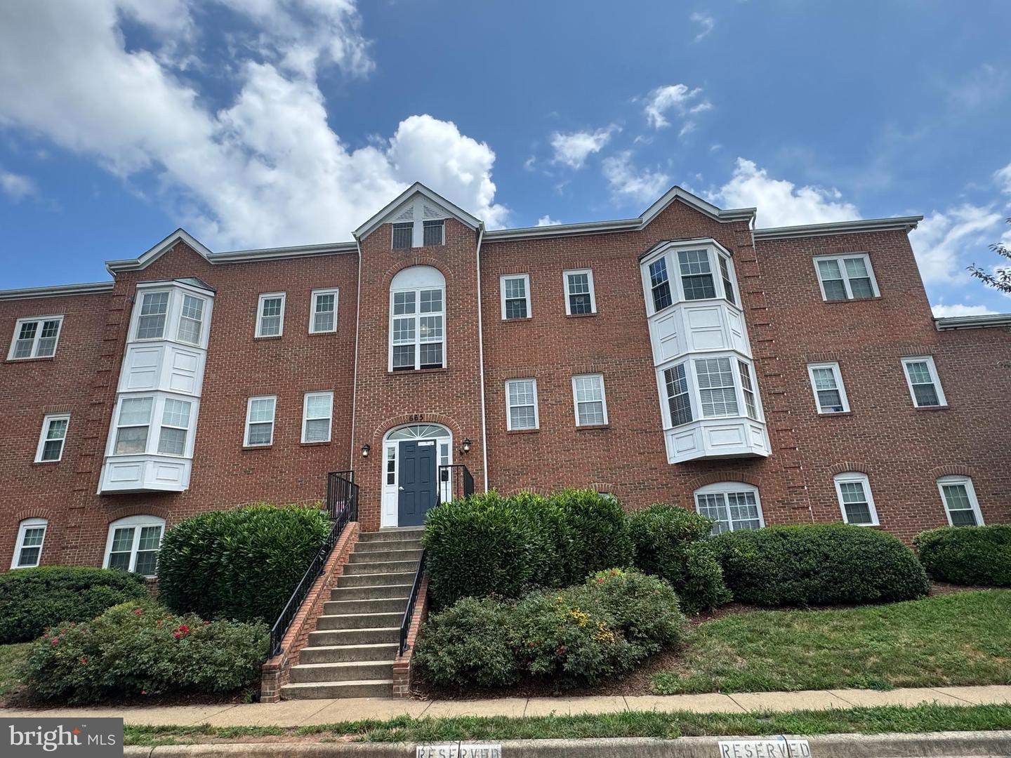 665 CONSTELLATION SQ SE #E, LEESBURG, Virginia 20175, 2 Bedrooms Bedrooms, ,1 BathroomBathrooms,Residential,For sale,665 CONSTELLATION SQ SE #E,VALO2102554 MLS # VALO2102554