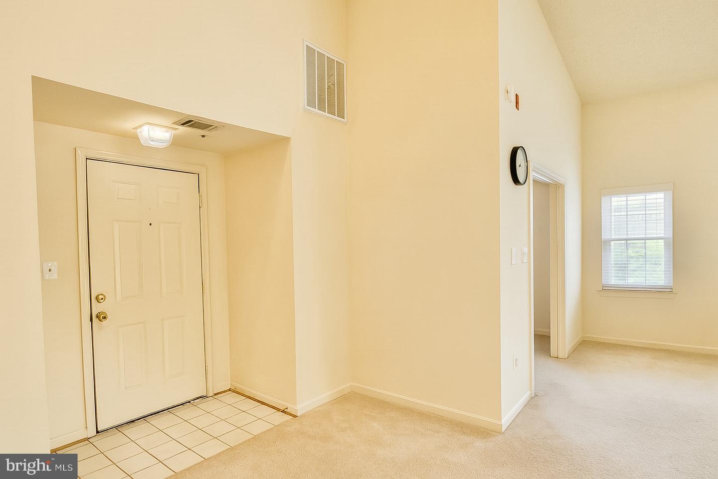 665 CONSTELLATION SQ SE #E, LEESBURG, Virginia 20175, 2 Bedrooms Bedrooms, ,1 BathroomBathrooms,Residential,For sale,665 CONSTELLATION SQ SE #E,VALO2102554 MLS # VALO2102554