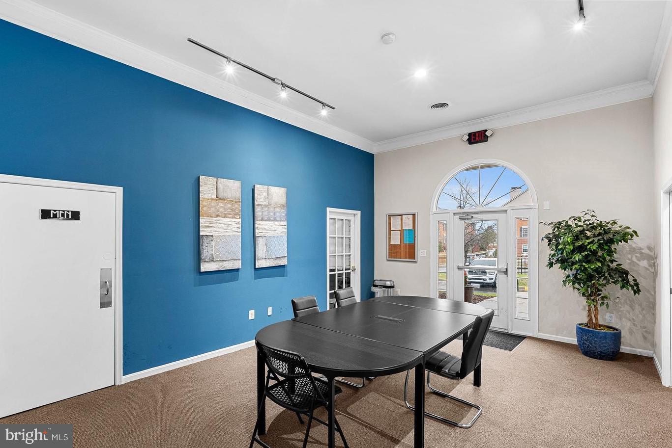 665 CONSTELLATION SQ SE #E, LEESBURG, Virginia 20175, 2 Bedrooms Bedrooms, ,1 BathroomBathrooms,Residential,For sale,665 CONSTELLATION SQ SE #E,VALO2102554 MLS # VALO2102554