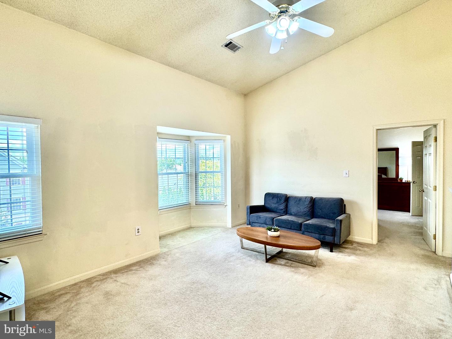 665 CONSTELLATION SQ SE #E, LEESBURG, Virginia 20175, 2 Bedrooms Bedrooms, ,1 BathroomBathrooms,Residential,For sale,665 CONSTELLATION SQ SE #E,VALO2102554 MLS # VALO2102554
