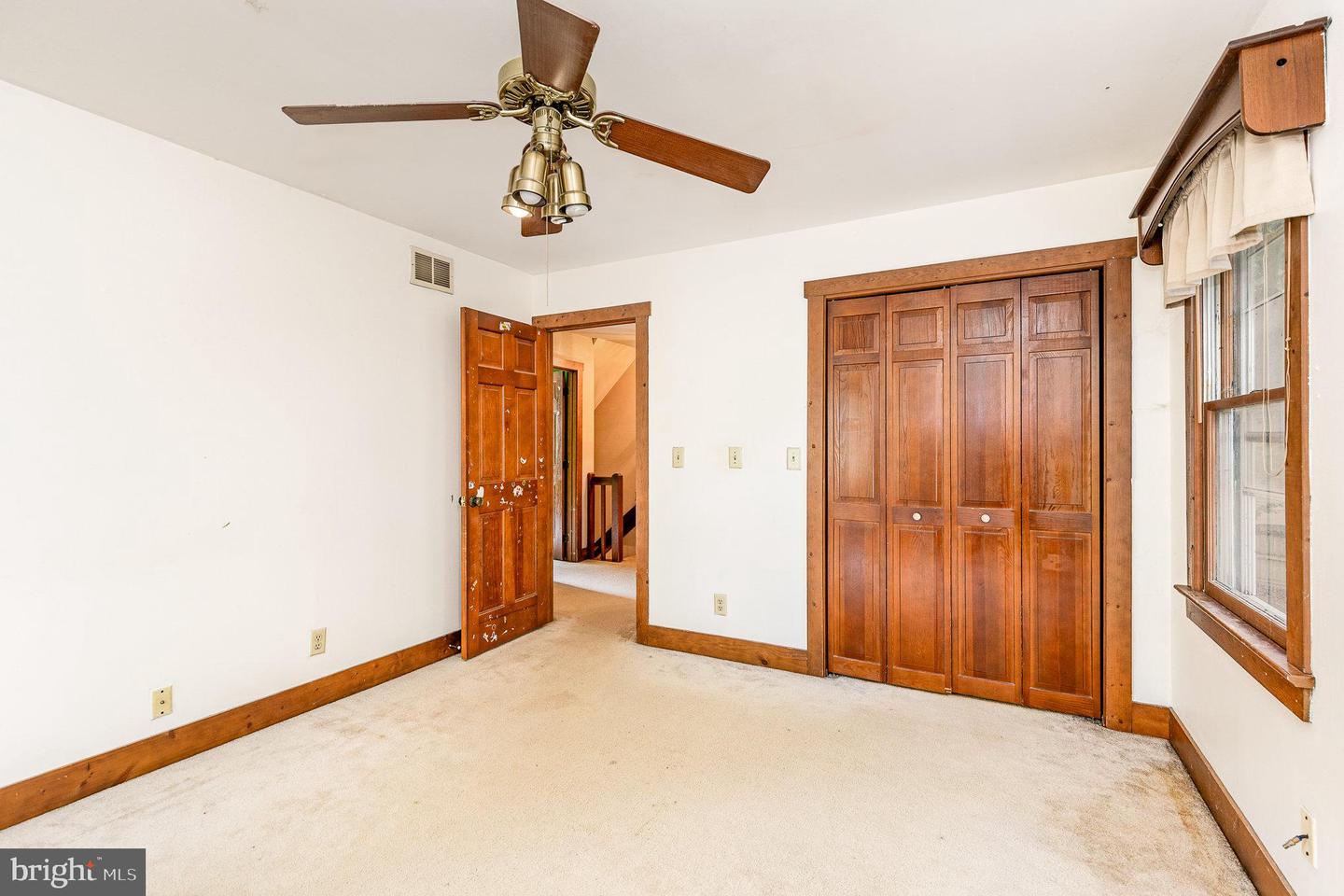 1032 ISABELLA DR, STAFFORD, Virginia 22554, 4 Bedrooms Bedrooms, 14 Rooms Rooms,2 BathroomsBathrooms,Residential,For sale,1032 ISABELLA DR,VAST2040936 MLS # VAST2040936
