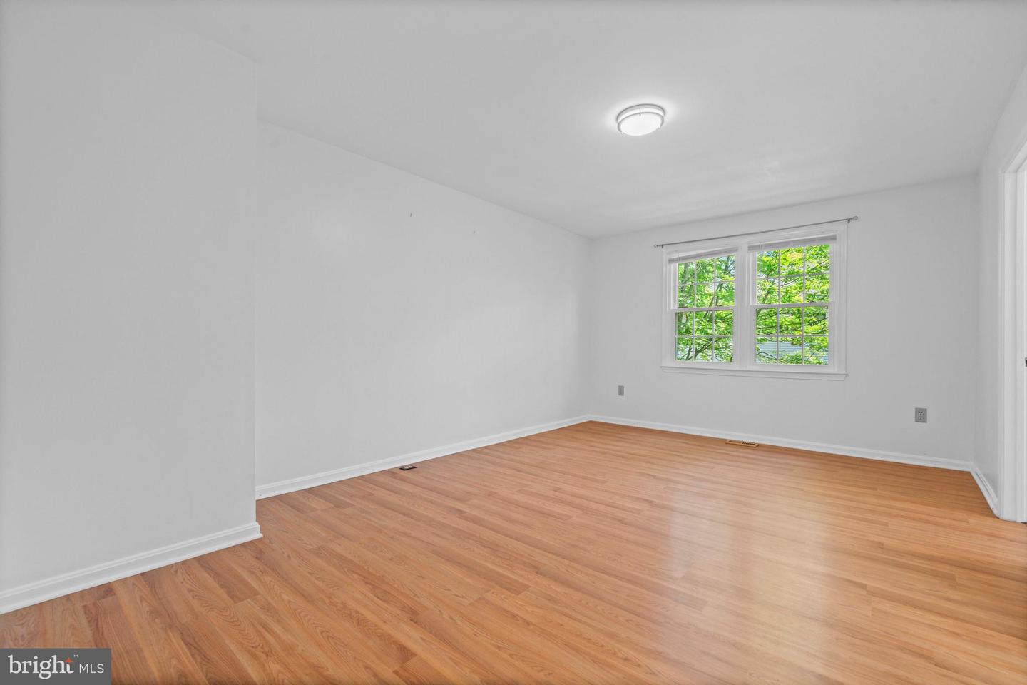 6028 CROWN ROYAL CIR, ALEXANDRIA, Virginia 22310, 5 Bedrooms Bedrooms, ,3 BathroomsBathrooms,Residential,For sale,6028 CROWN ROYAL CIR,VAFX2256304 MLS # VAFX2256304
