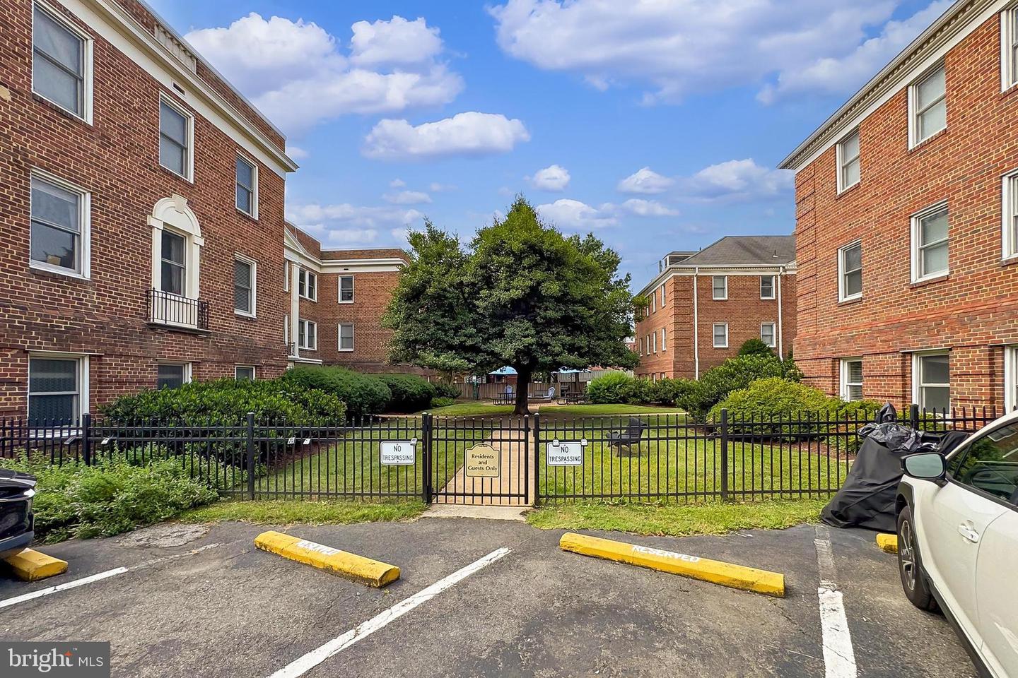 722 S WASHINGTON ST #103, ALEXANDRIA, Virginia 22314, ,1 BathroomBathrooms,Residential,For sale,722 S WASHINGTON ST #103,VAAX2047636 MLS # VAAX2047636