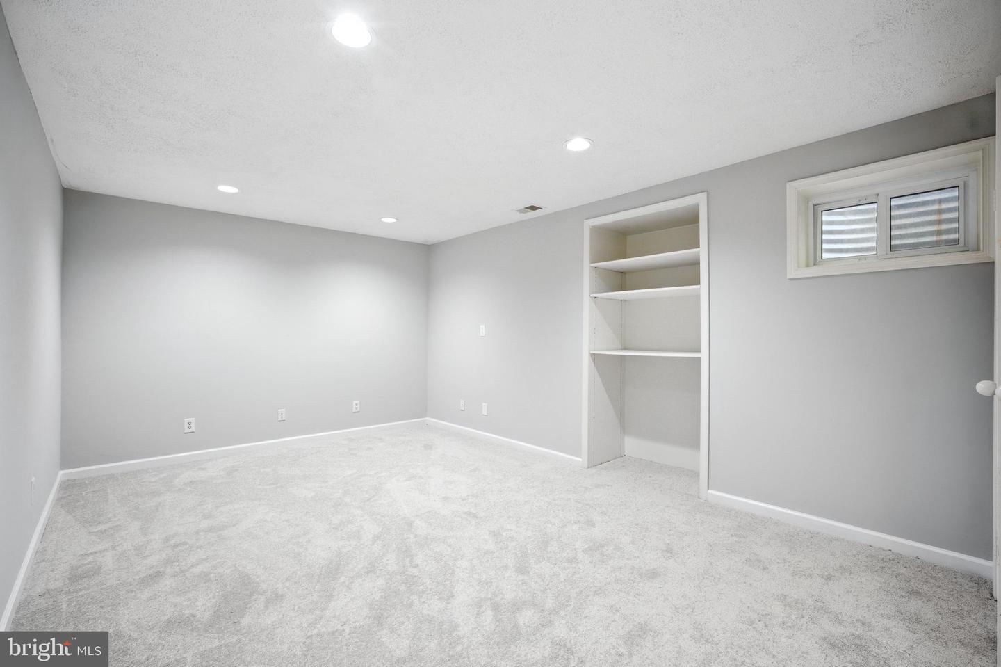 14432 SALISBURY PLAIN CT, CENTREVILLE, Virginia 20120, 3 Bedrooms Bedrooms, ,2 BathroomsBathrooms,Residential,For sale,14432 SALISBURY PLAIN CT,VAFX2256340 MLS # VAFX2256340