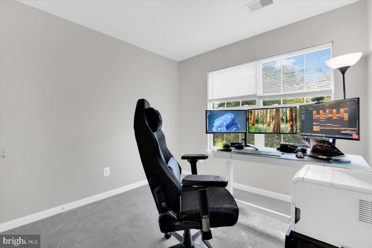 8302 WALLACE LN, MANASSAS, Virginia 20109, 4 Bedrooms Bedrooms, ,3 BathroomsBathrooms,Residential,For sale,8302 WALLACE LN,VAPW2099590 MLS # VAPW2099590