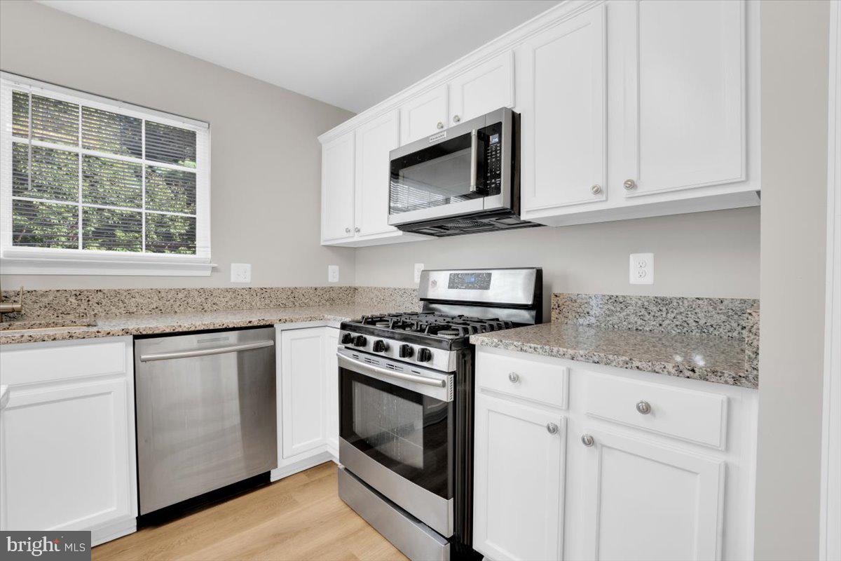 8302 WALLACE LN, MANASSAS, Virginia 20109, 4 Bedrooms Bedrooms, ,3 BathroomsBathrooms,Residential,For sale,8302 WALLACE LN,VAPW2099590 MLS # VAPW2099590