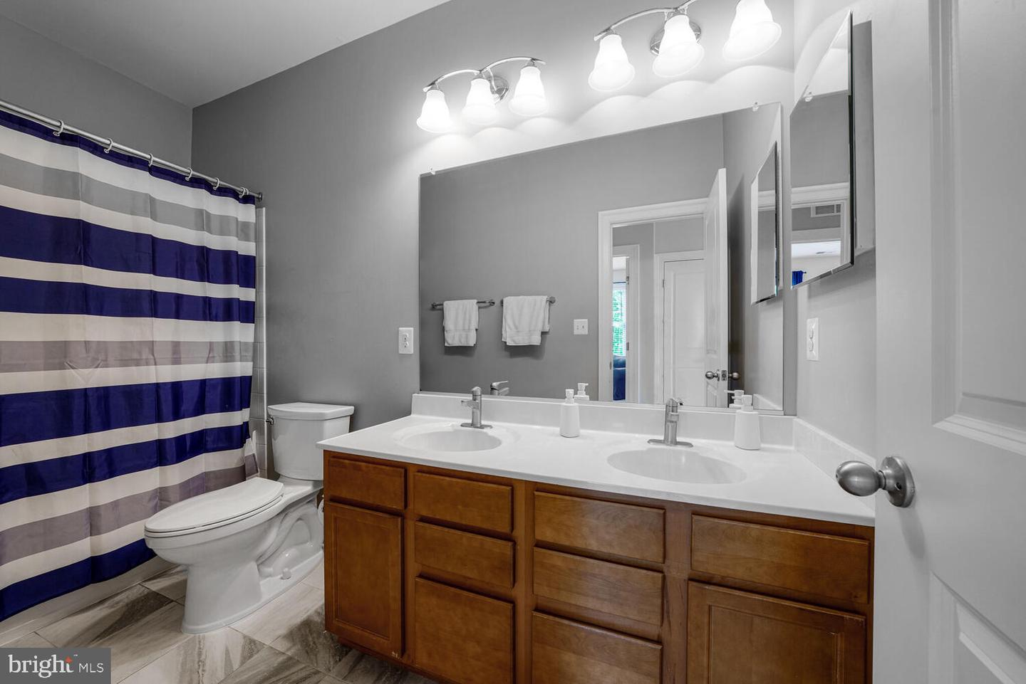 23736 HENSLEY HUNT CT, ASHBURN, Virginia 20148, 4 Bedrooms Bedrooms, ,4 BathroomsBathrooms,Residential,For sale,23736 HENSLEY HUNT CT,VALO2102624 MLS # VALO2102624