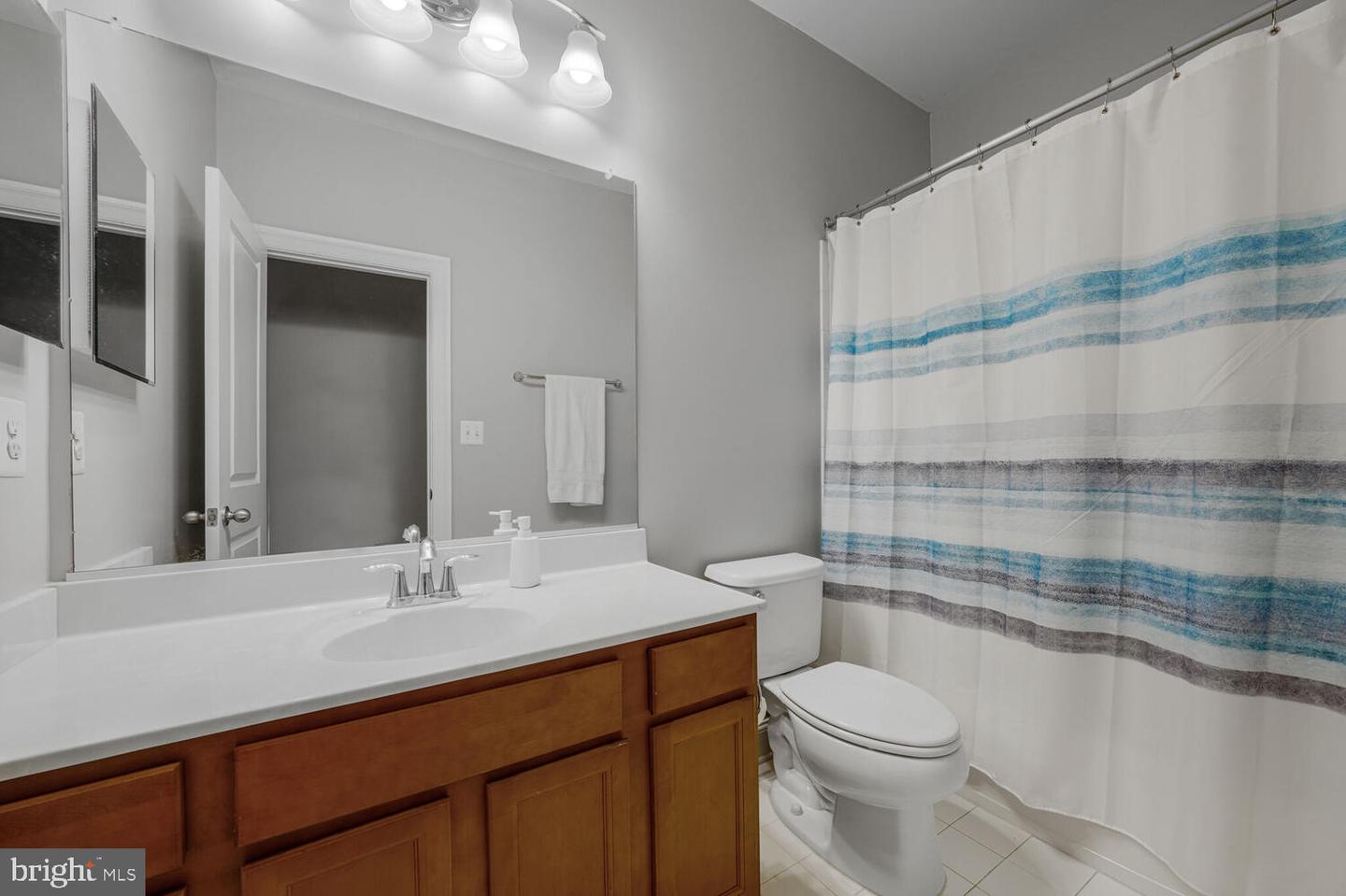 23736 HENSLEY HUNT CT, ASHBURN, Virginia 20148, 4 Bedrooms Bedrooms, ,4 BathroomsBathrooms,Residential,For sale,23736 HENSLEY HUNT CT,VALO2102624 MLS # VALO2102624