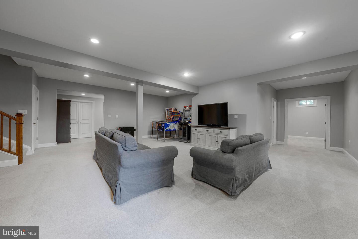 23736 HENSLEY HUNT CT, ASHBURN, Virginia 20148, 4 Bedrooms Bedrooms, ,4 BathroomsBathrooms,Residential,For sale,23736 HENSLEY HUNT CT,VALO2102624 MLS # VALO2102624