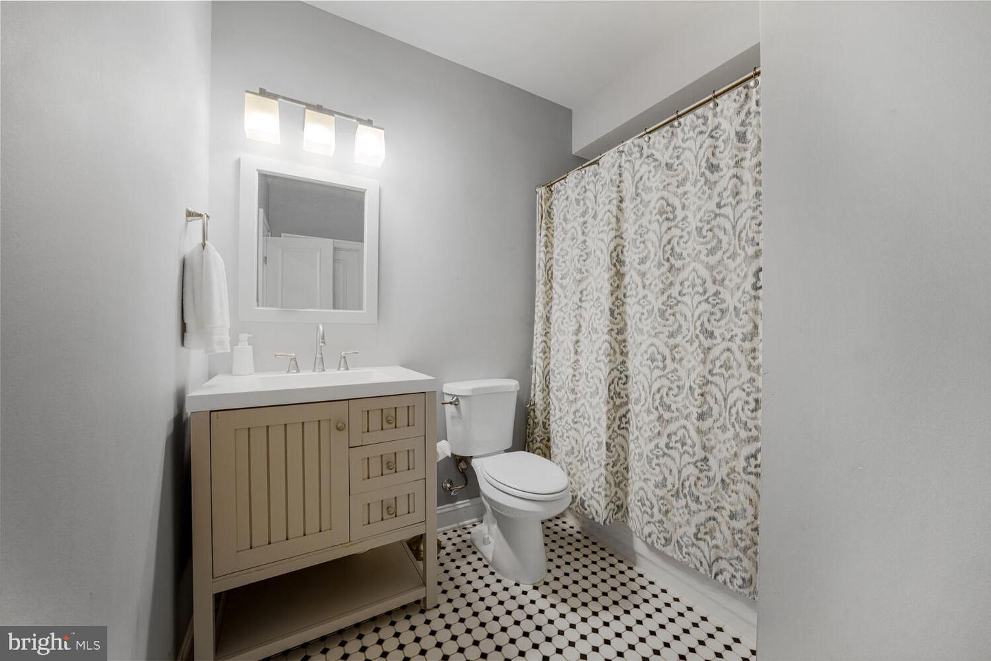 23736 HENSLEY HUNT CT, ASHBURN, Virginia 20148, 4 Bedrooms Bedrooms, ,4 BathroomsBathrooms,Residential,For sale,23736 HENSLEY HUNT CT,VALO2102624 MLS # VALO2102624