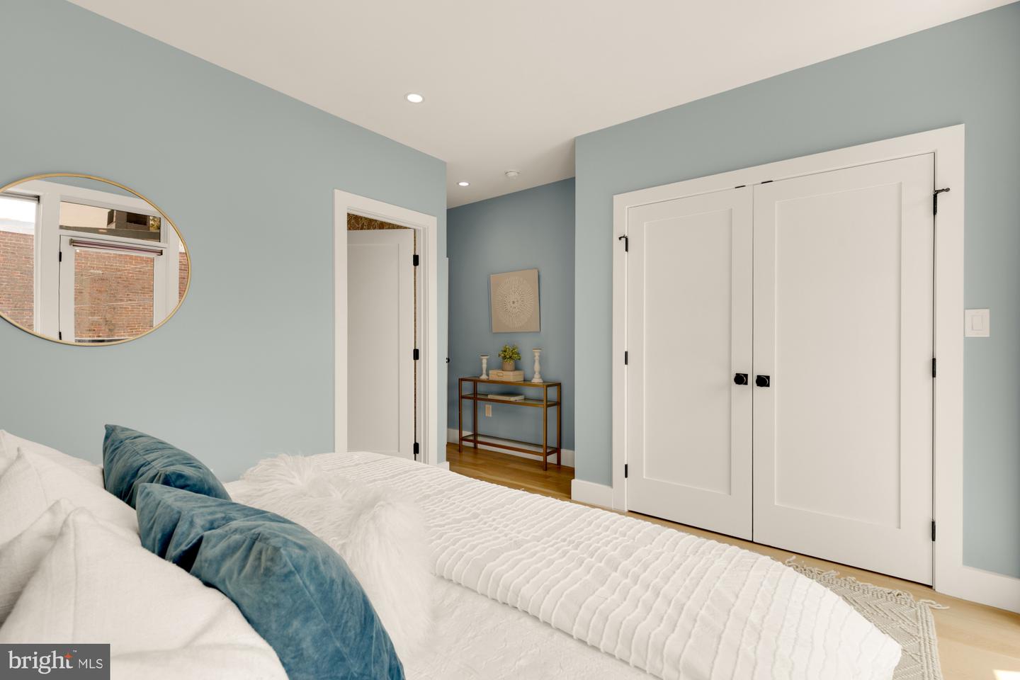 419 INDEPENDENCE AVE SE, WASHINGTON, District Of Columbia 20003, 2 Bedrooms Bedrooms, ,2 BathroomsBathrooms,Residential,For sale,419 INDEPENDENCE AVE SE,DCDC2211216 MLS # DCDC2211216