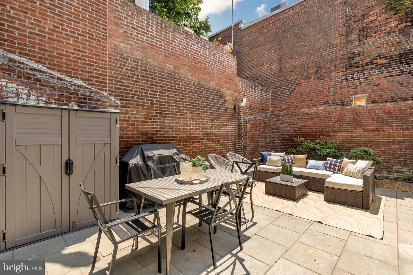 419 INDEPENDENCE AVE SE, WASHINGTON, District Of Columbia 20003, 2 Bedrooms Bedrooms, ,2 BathroomsBathrooms,Residential,For sale,419 INDEPENDENCE AVE SE,DCDC2211216 MLS # DCDC2211216