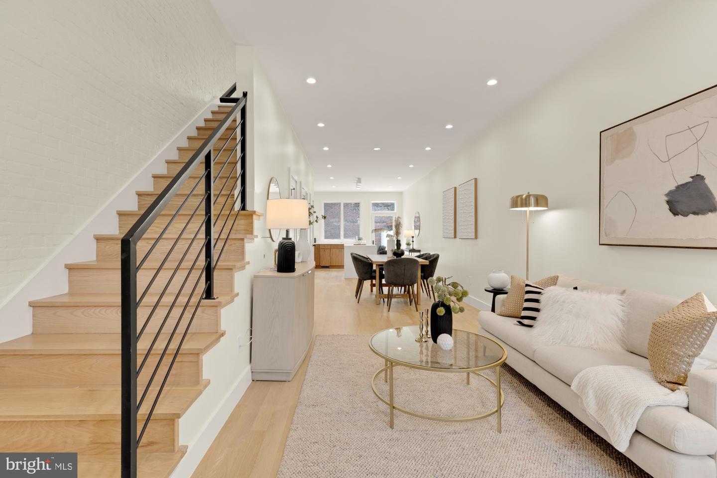 419 INDEPENDENCE AVE SE, WASHINGTON, District Of Columbia 20003, 2 Bedrooms Bedrooms, ,2 BathroomsBathrooms,Residential,For sale,419 INDEPENDENCE AVE SE,DCDC2211216 MLS # DCDC2211216