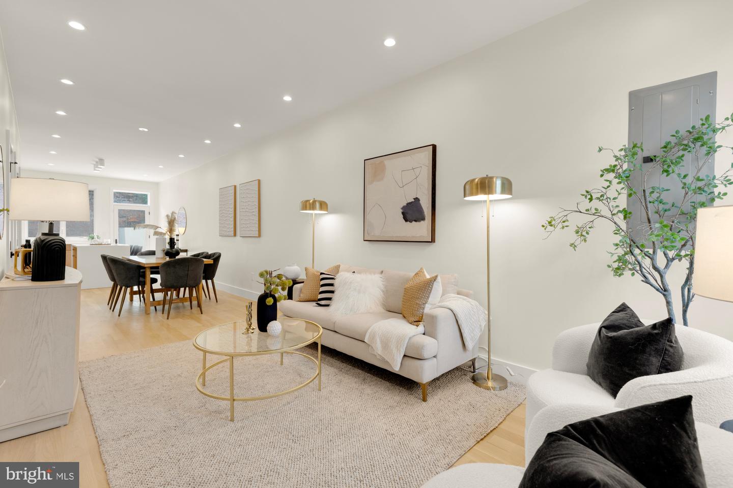 419 INDEPENDENCE AVE SE, WASHINGTON, District Of Columbia 20003, 2 Bedrooms Bedrooms, ,2 BathroomsBathrooms,Residential,For sale,419 INDEPENDENCE AVE SE,DCDC2211216 MLS # DCDC2211216