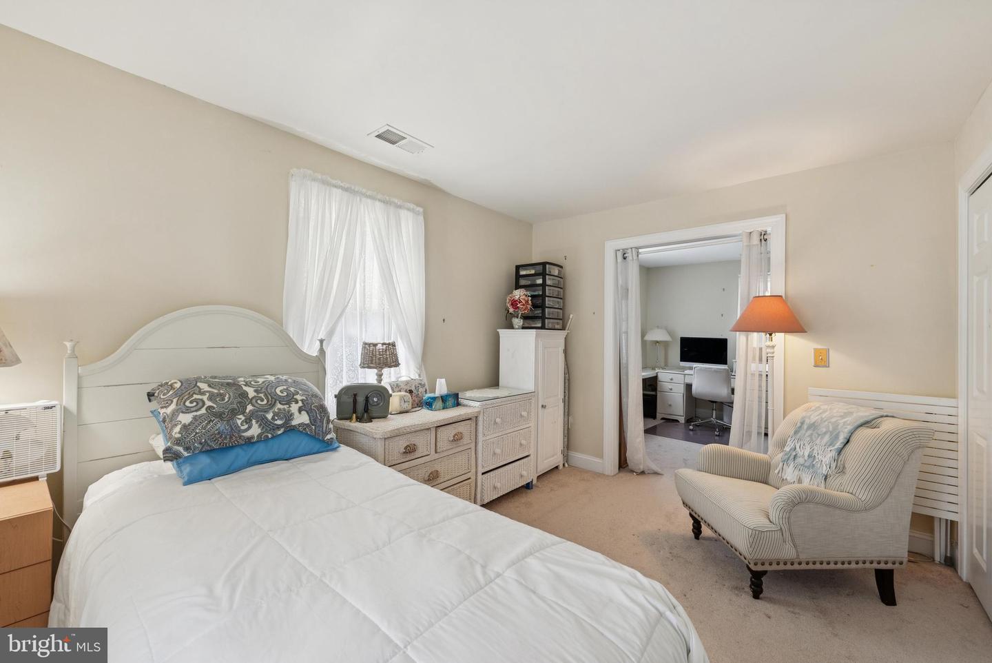 8316 ORVILLE ST, ALEXANDRIA, Virginia 22309, 3 Bedrooms Bedrooms, ,2 BathroomsBathrooms,Residential,For sale,8316 ORVILLE ST,VAFX2256510 MLS # VAFX2256510