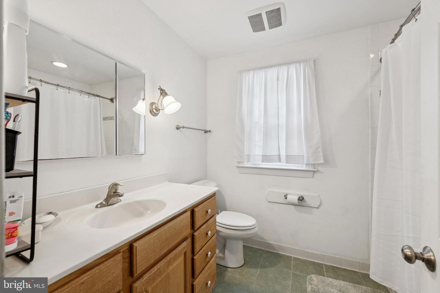 8316 ORVILLE ST, ALEXANDRIA, Virginia 22309, 3 Bedrooms Bedrooms, ,2 BathroomsBathrooms,Residential,For sale,8316 ORVILLE ST,VAFX2256510 MLS # VAFX2256510