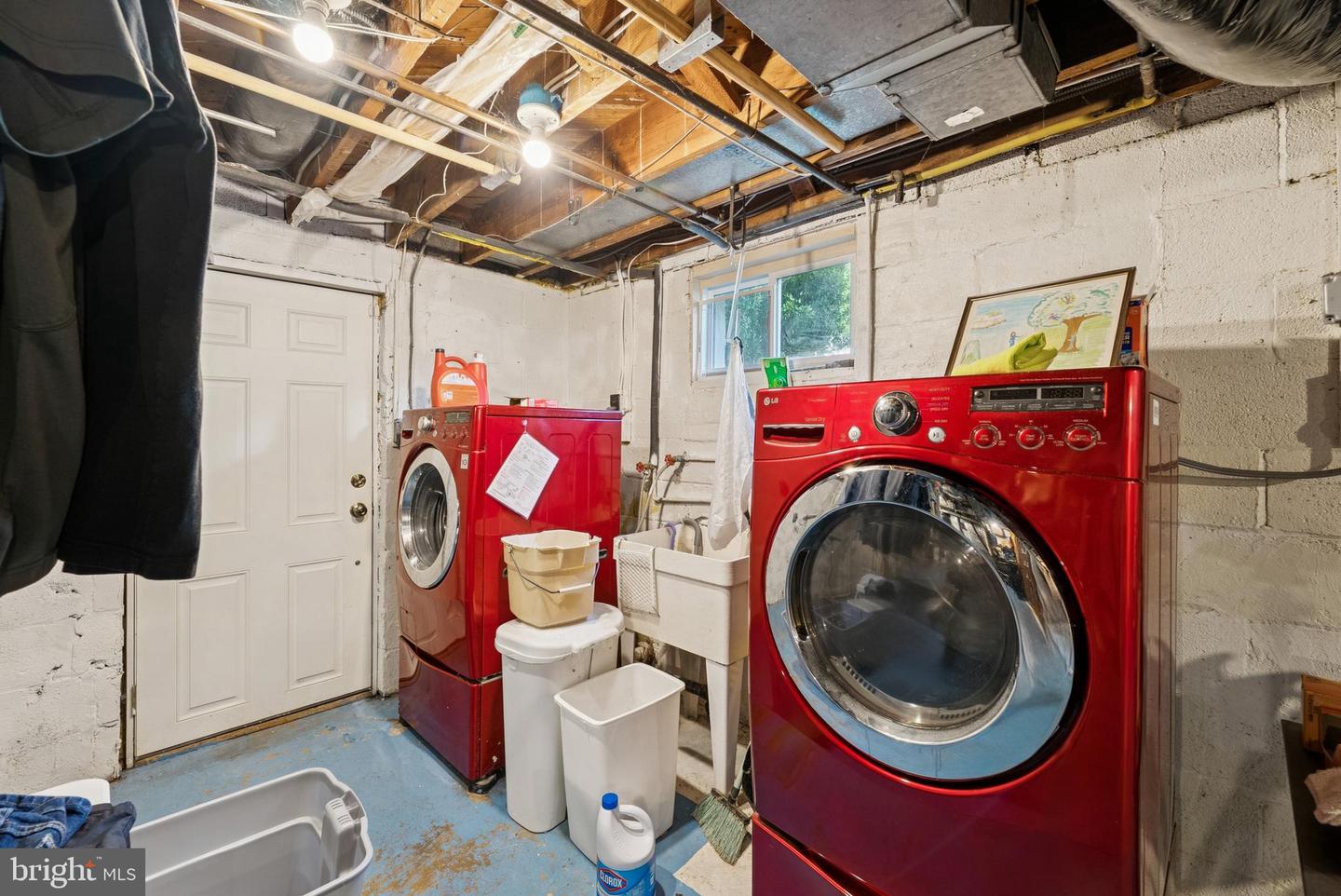 8316 ORVILLE ST, ALEXANDRIA, Virginia 22309, 3 Bedrooms Bedrooms, ,2 BathroomsBathrooms,Residential,For sale,8316 ORVILLE ST,VAFX2256510 MLS # VAFX2256510