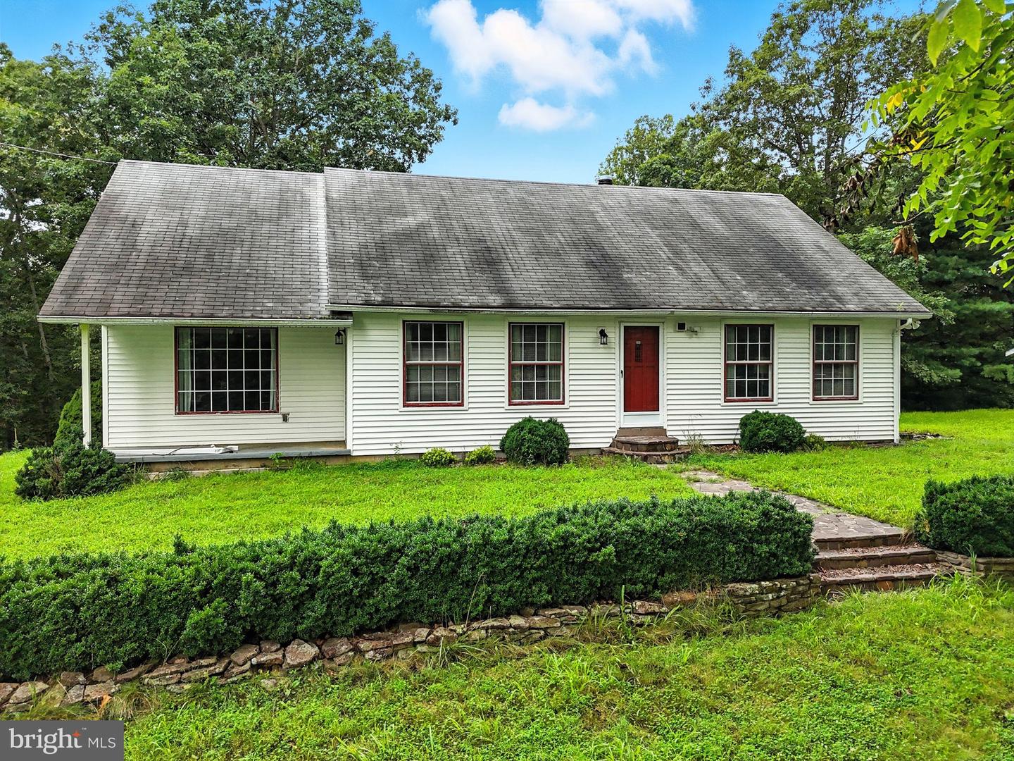 263 HACKLEYS MILL RD, AMISSVILLE, Virginia 20106, 4 Bedrooms Bedrooms, ,2 BathroomsBathrooms,Residential,For sale,263 HACKLEYS MILL RD,VARP2002196 MLS # VARP2002196