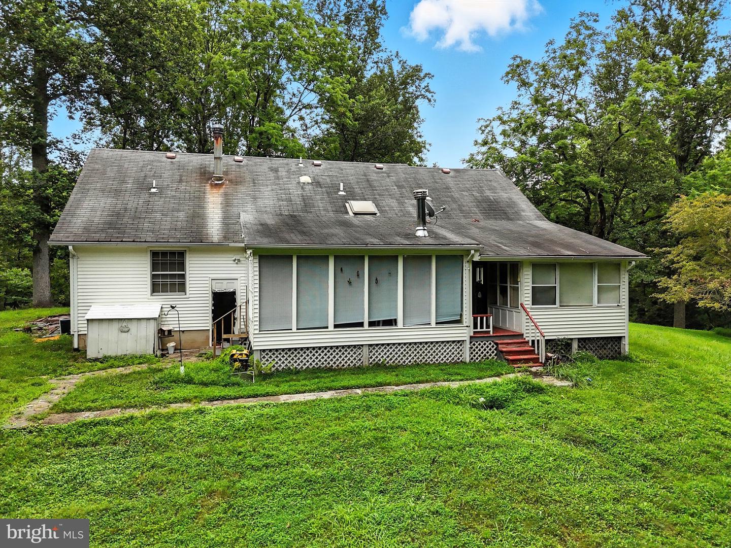 263 HACKLEYS MILL RD, AMISSVILLE, Virginia 20106, 4 Bedrooms Bedrooms, ,2 BathroomsBathrooms,Residential,For sale,263 HACKLEYS MILL RD,VARP2002196 MLS # VARP2002196