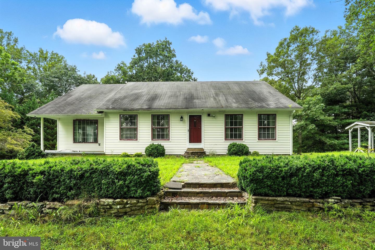 263 HACKLEYS MILL RD, AMISSVILLE, Virginia 20106, 4 Bedrooms Bedrooms, ,2 BathroomsBathrooms,Residential,For sale,263 HACKLEYS MILL RD,VARP2002196 MLS # VARP2002196