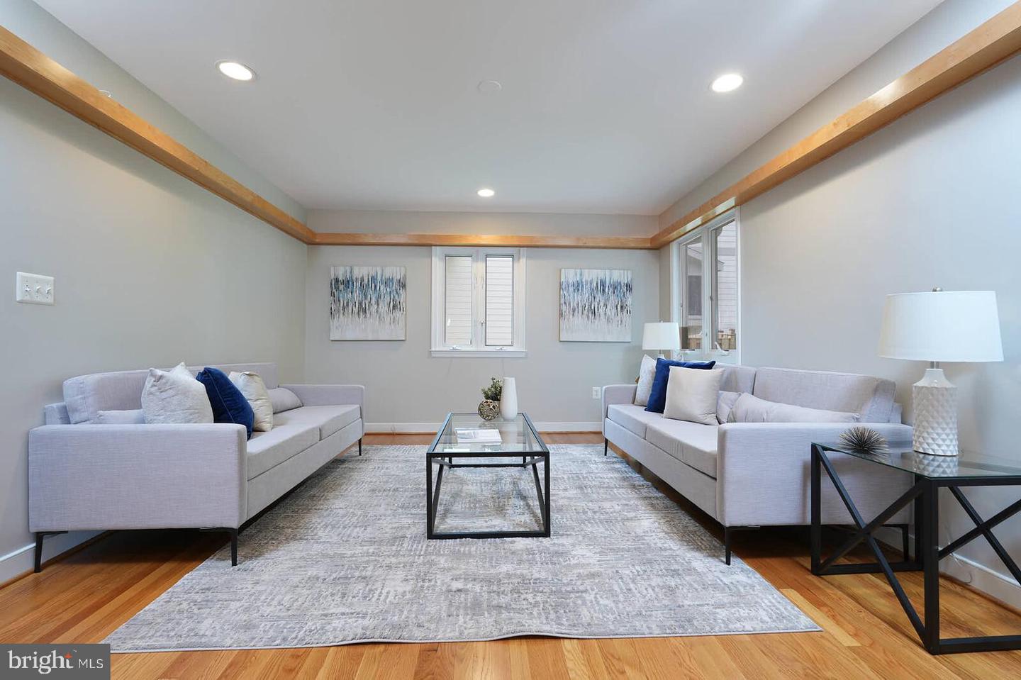 809 PLUM ST SW, VIENNA, Virginia 22180, 6 Bedrooms Bedrooms, ,4 BathroomsBathrooms,Residential,For sale,809 PLUM ST SW,VAFX2256556 MLS # VAFX2256556