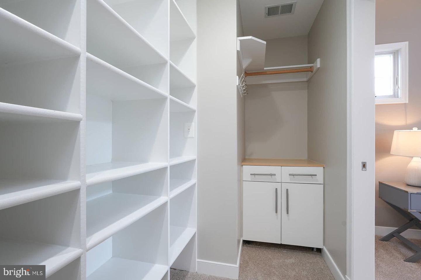 809 PLUM ST SW, VIENNA, Virginia 22180, 6 Bedrooms Bedrooms, ,4 BathroomsBathrooms,Residential,For sale,809 PLUM ST SW,VAFX2256556 MLS # VAFX2256556