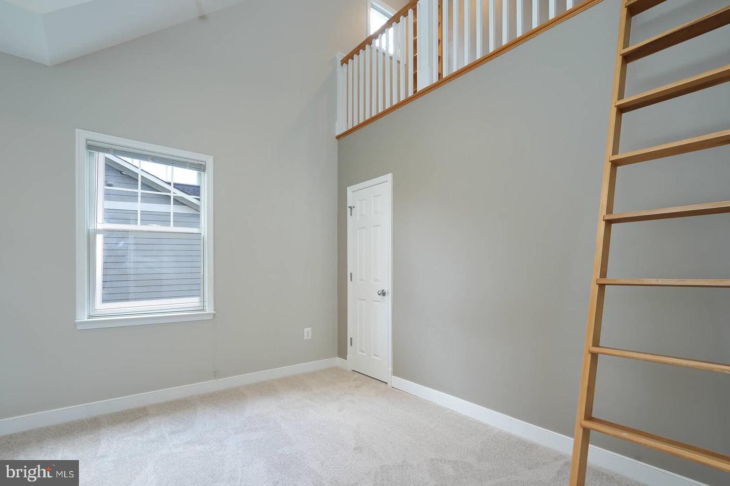 809 PLUM ST SW, VIENNA, Virginia 22180, 6 Bedrooms Bedrooms, ,4 BathroomsBathrooms,Residential,For sale,809 PLUM ST SW,VAFX2256556 MLS # VAFX2256556